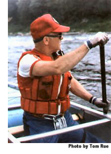 TRR photo by Tom Rue, taken Memorial Day 1987, Dick Rhodes at Skinners Falls rapids