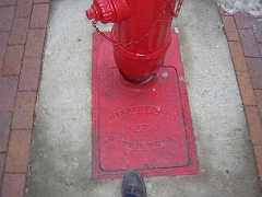 Wikipedia_Fire_hydrant2-Minneapolis-20071218