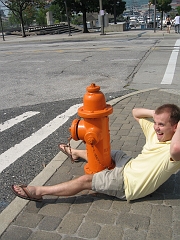 saggynutbag.com-justin_molests_a_fire_hydrant