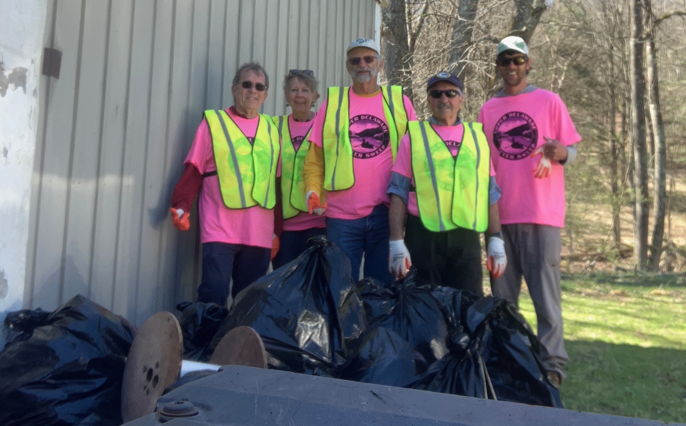 Milanville group after litter sweep