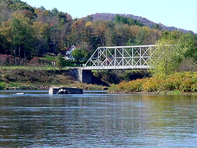 Skinners Falls Bridge